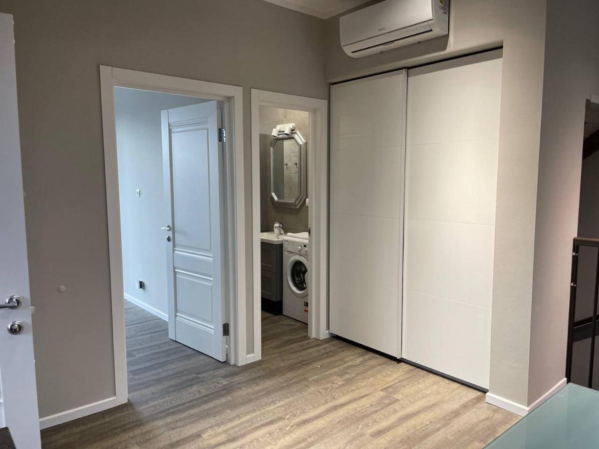 Lime Apartment *